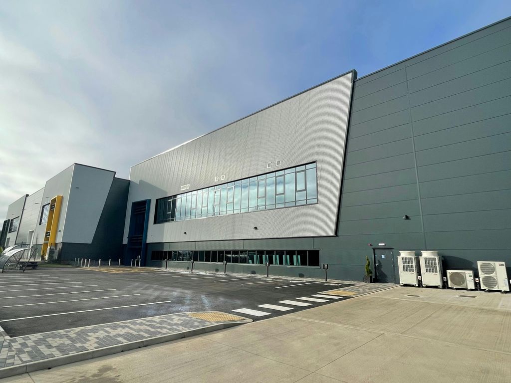 Property photo 2 of 23 Img_2423.Jpeg