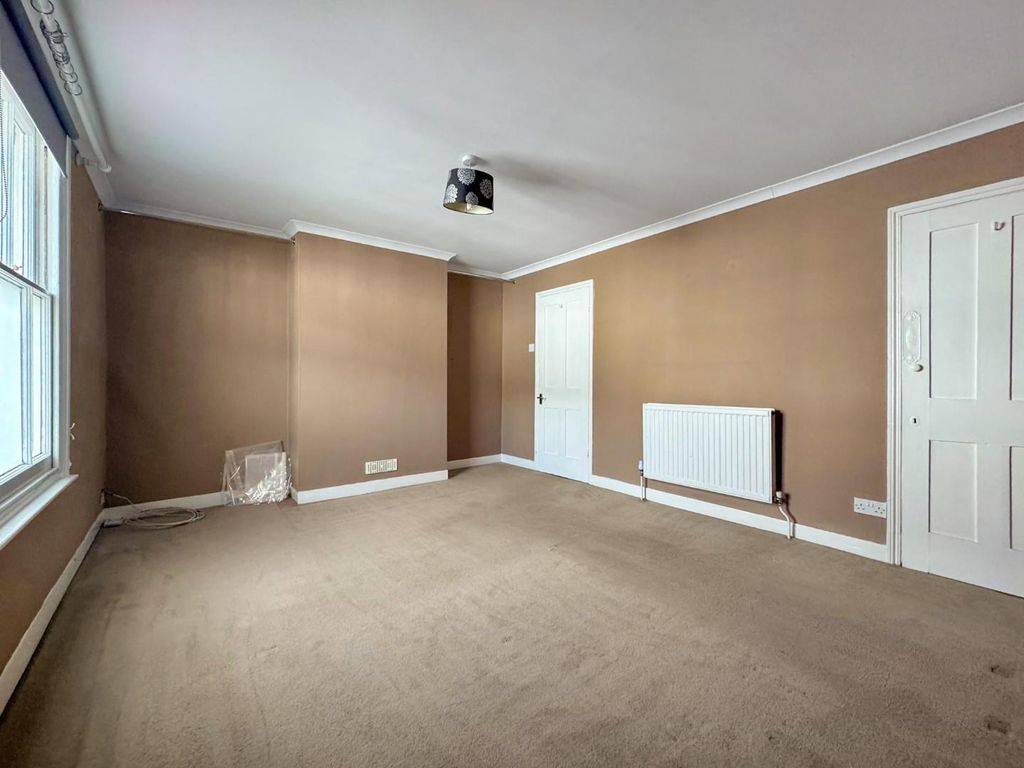 Property photo 3 of 18 10.Jpg