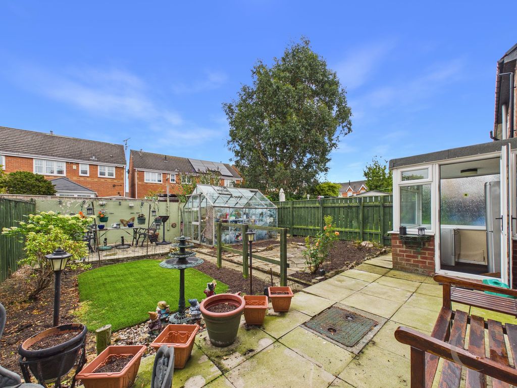 Property photo 2 of 17