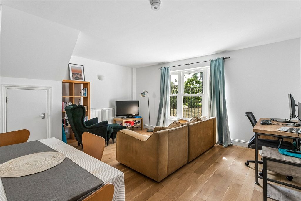 Property photo 3 of 13 Picture No. 28