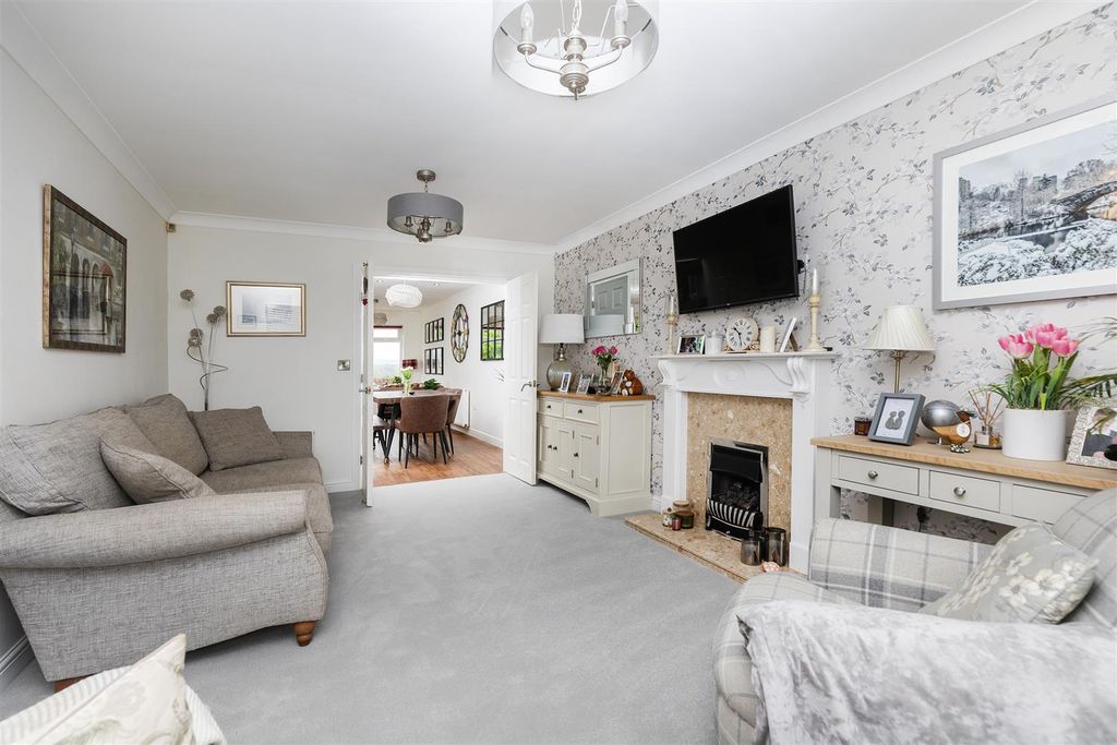 Property photo 3 of 50