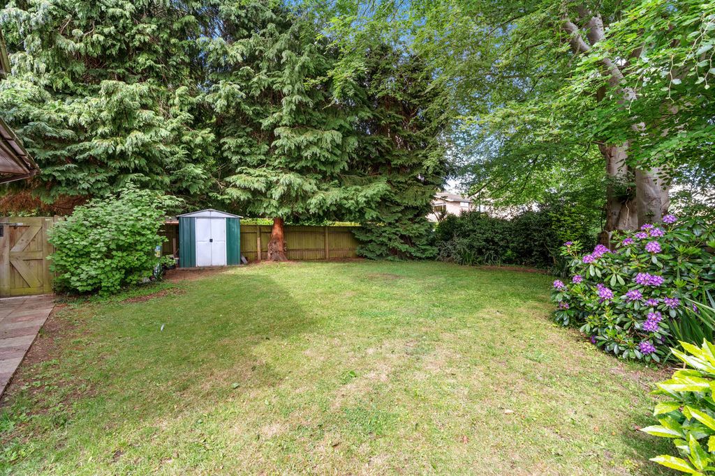 Property photo 2 of 22