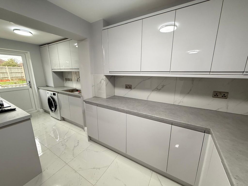 Additional image 10 of 7 bed end terrace house for salePage Road, Feltham TW14