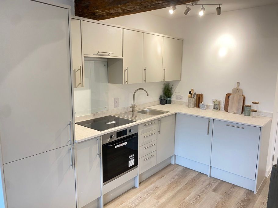 Property photo 2 of 11 Jpeg