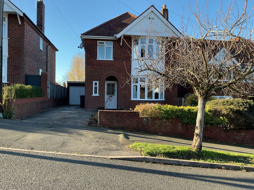 Property photo 2 of 56