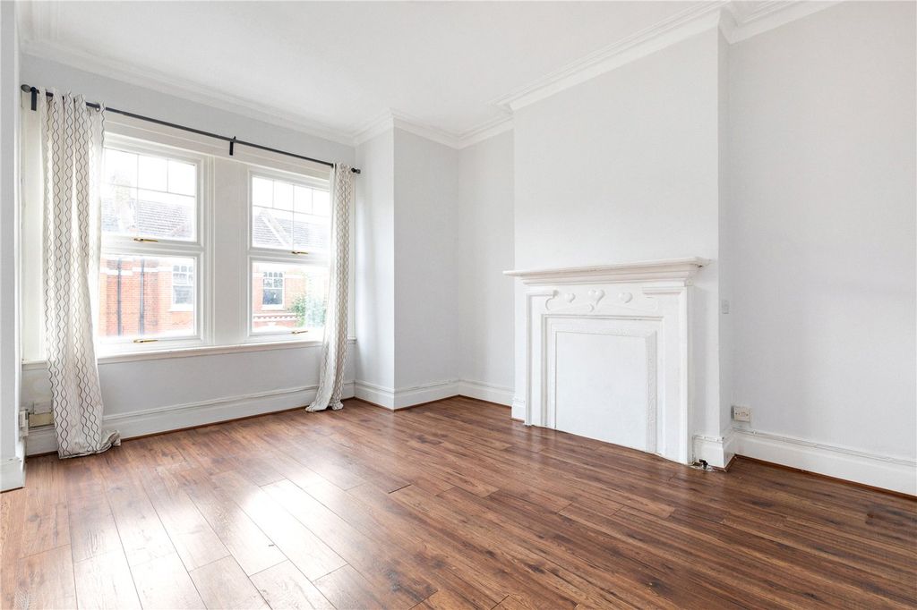 Property photo 2 of 12 Picture No. 07