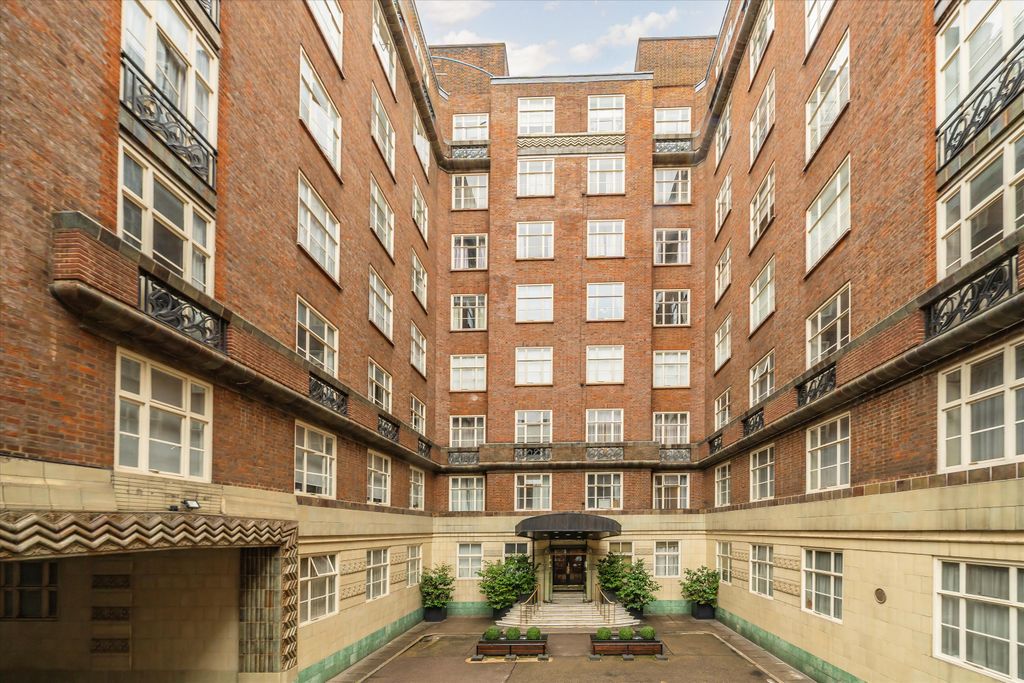 Property photo 2 of 8 Image