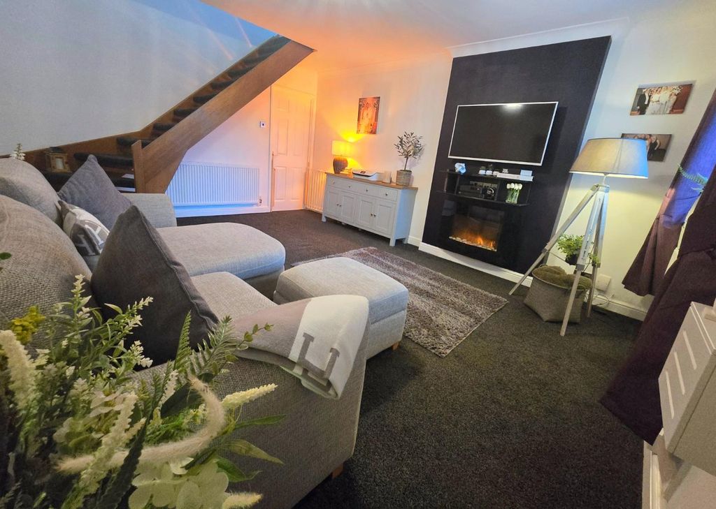 Property photo 2 of 15 20260211_192435.Jpg