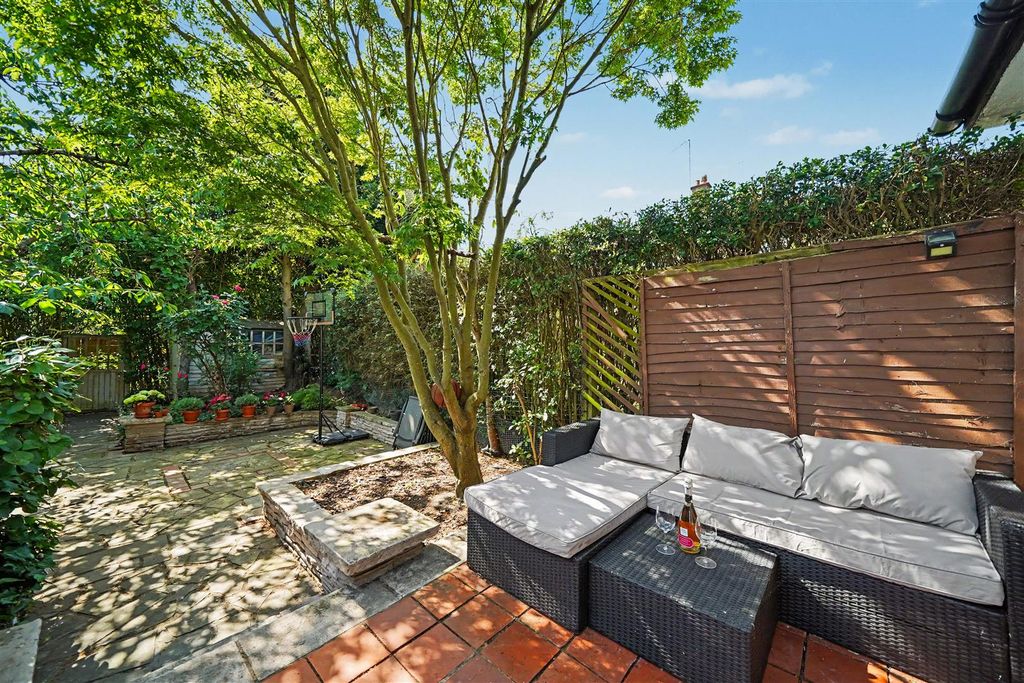 Property photo 2 of 11 2.Jpg