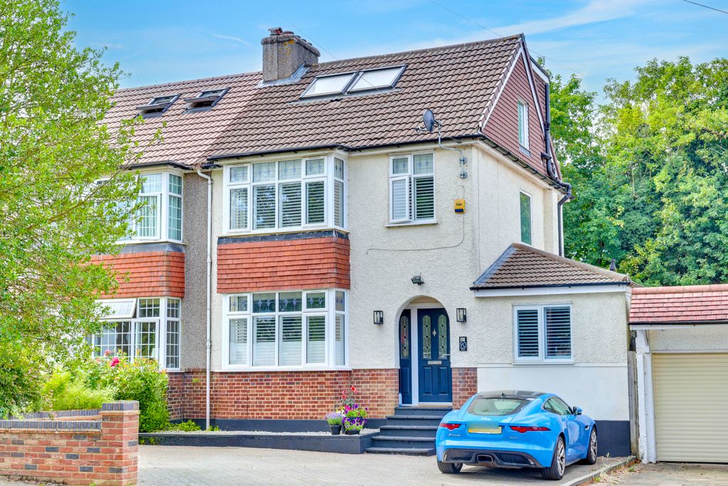 Property photo 1 of 24