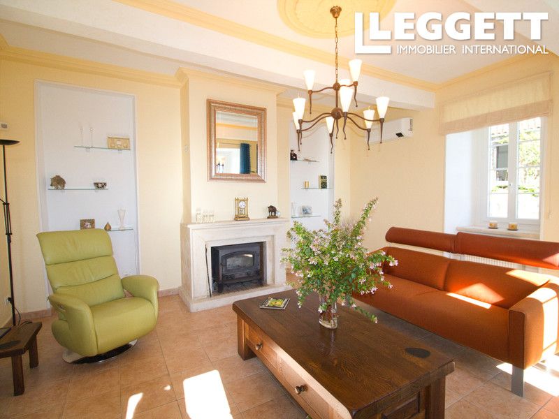 Property photo 3 of 10