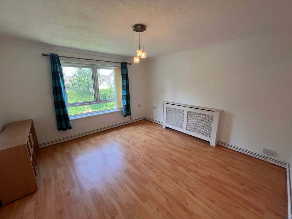 Property photo 1 of 4