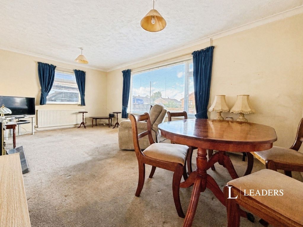 Property photo 3 of 16 Pbox-Img.Jpg