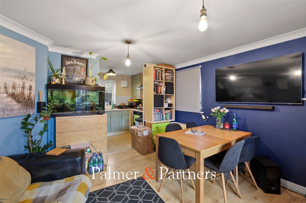 Property photo 2 of 9 Picture No. 05