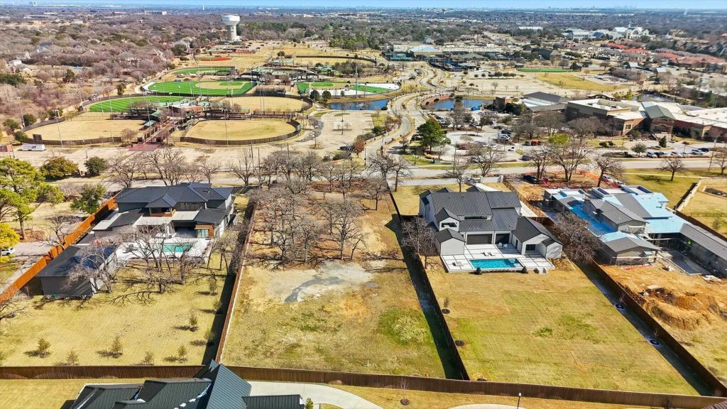 Property photo 3 of 8 <Alttext/>