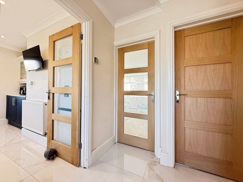 Property photo 3 of 29 4674696