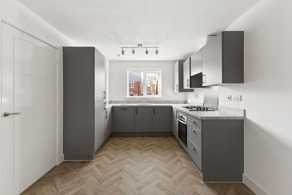 Property photo 3 of 7 Photo