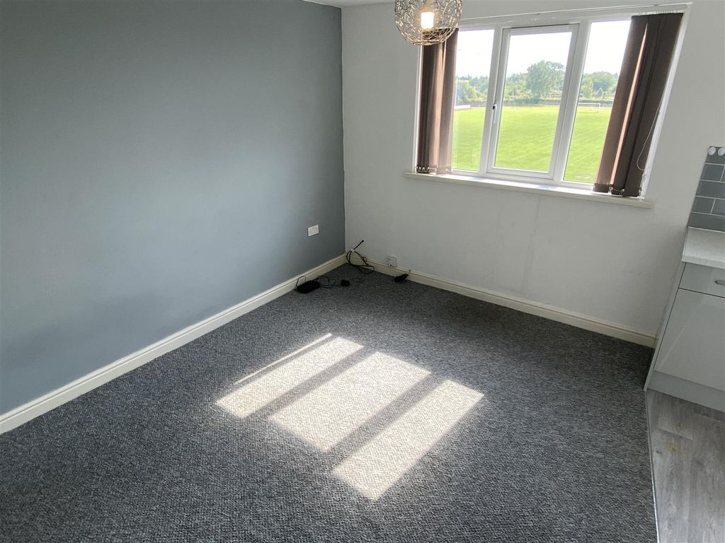 Property photo 3 of 5 Img_6025.Jpg