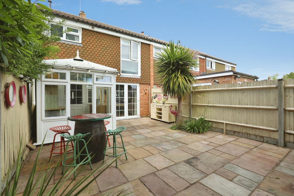 Additional image 13 of 3 bed semi-detached house for saleCorsletts Avenue, Horsham RH12
