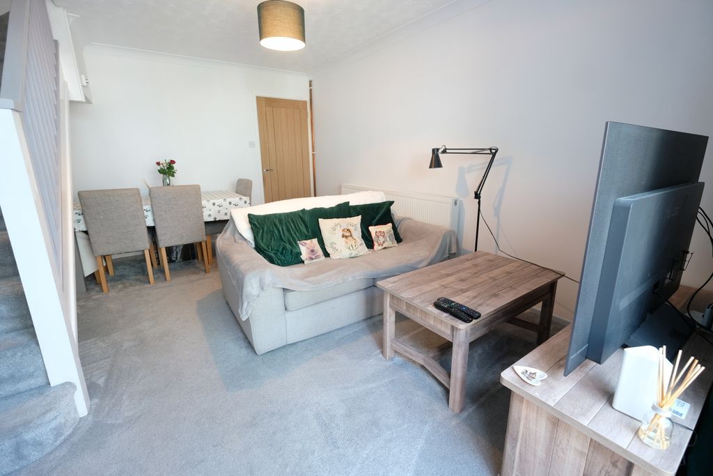 Property photo 3 of 12 Sitting/Dining Room