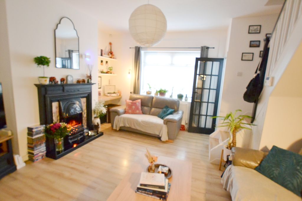 Property photo 3 of 18