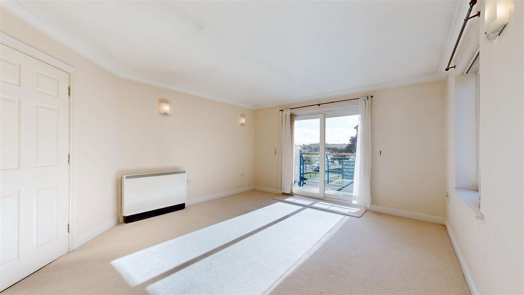 Property photo 2 of 13 10282025_105107.Jpg