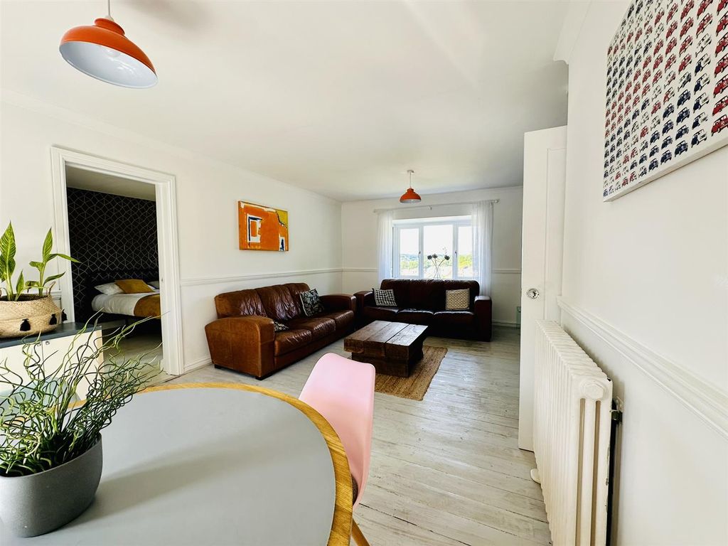 Property photo 3 of 12 Living Room