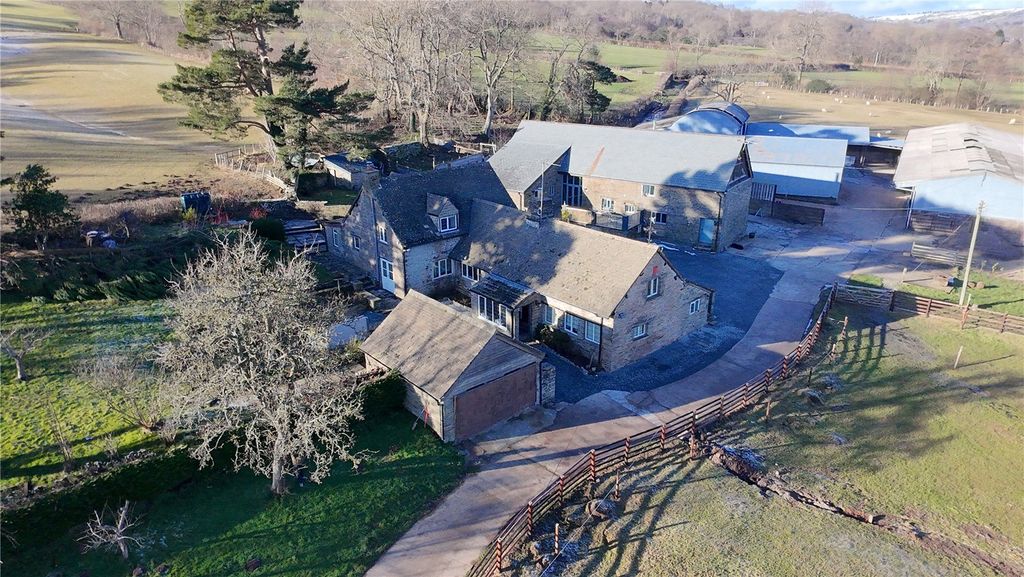 Property photo 2 of 26 Picture No. 31