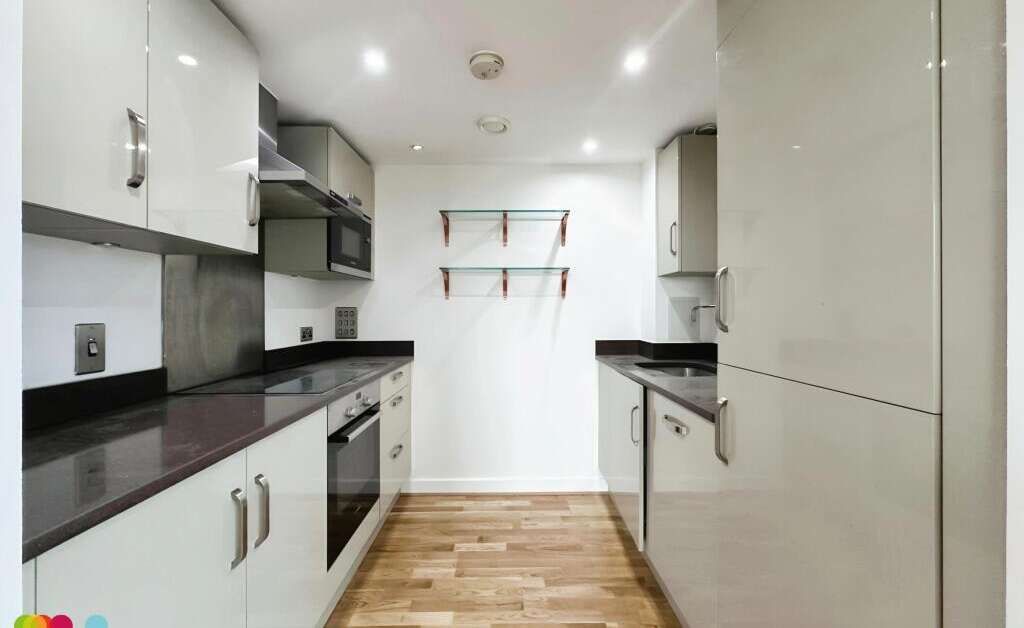 Property photo 3 of 5