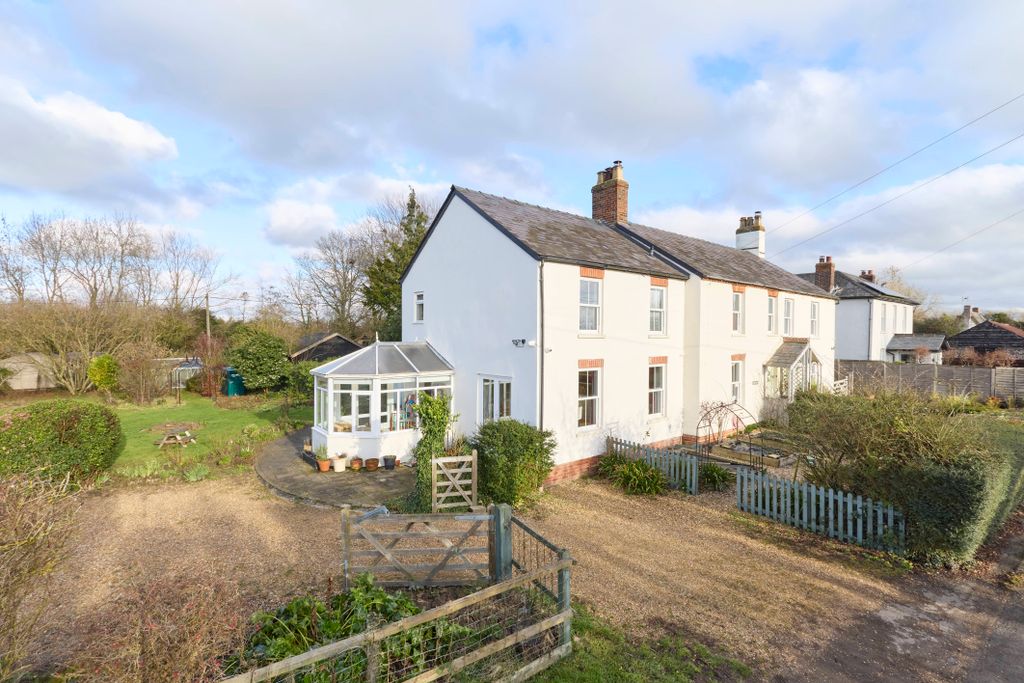 Property photo 1 of 26 Fair View Westley Waterless 2001260001