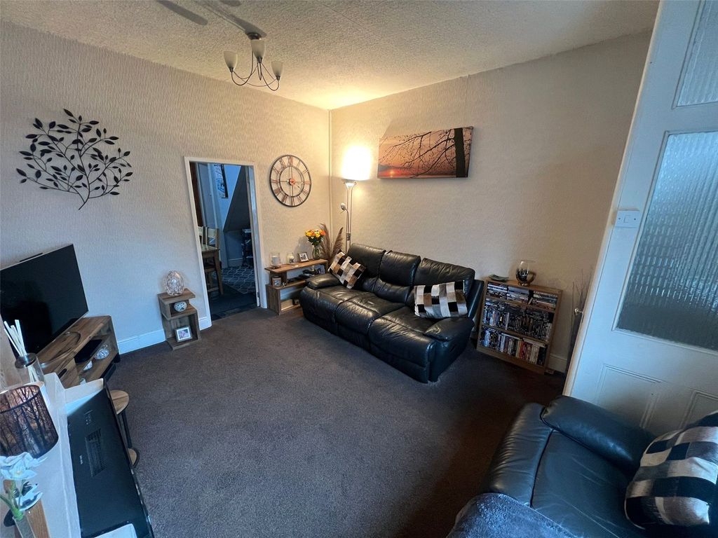 Property photo 3 of 19 Picture No. 20