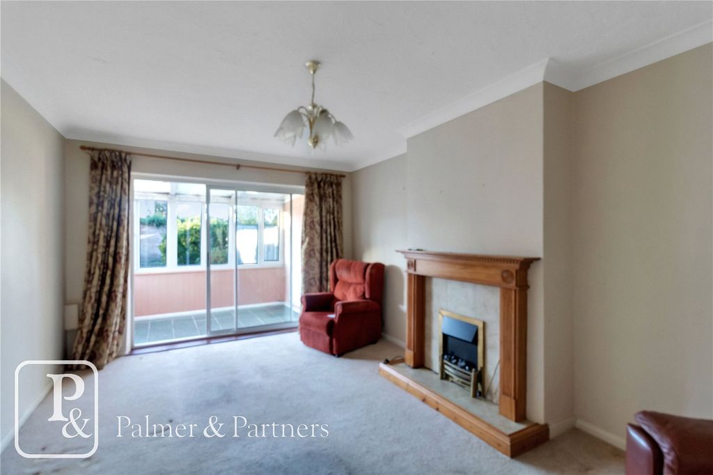 Property photo 2 of 18 Picture No. 12