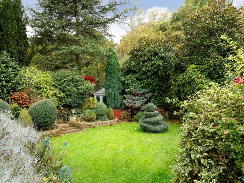 Property photo 2 of 16