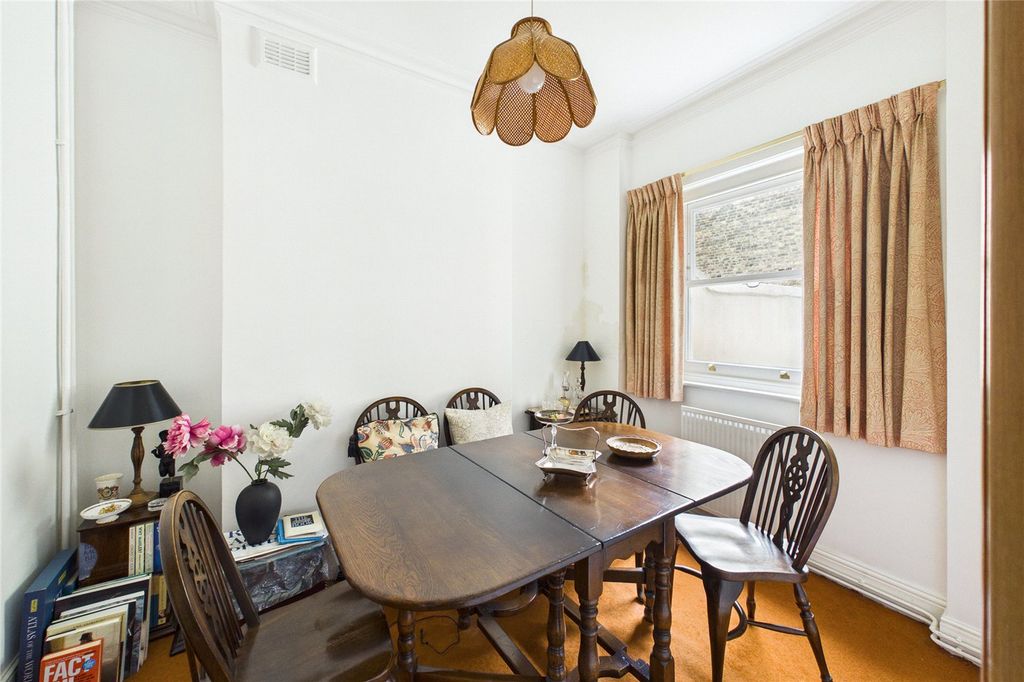 Property photo 3 of 15 Picture No. 10