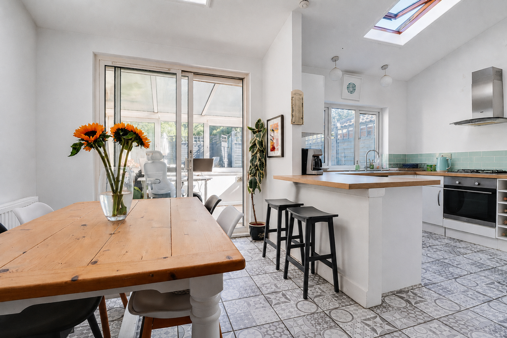 Property photo 2 of 16 Kitchen/Diner