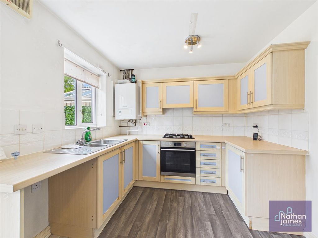 Property photo 3 of 15 Kitchen/ Diner
