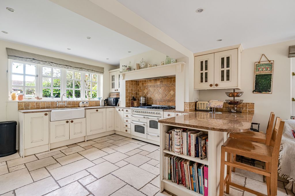 Property photo 2 of 42 2367103