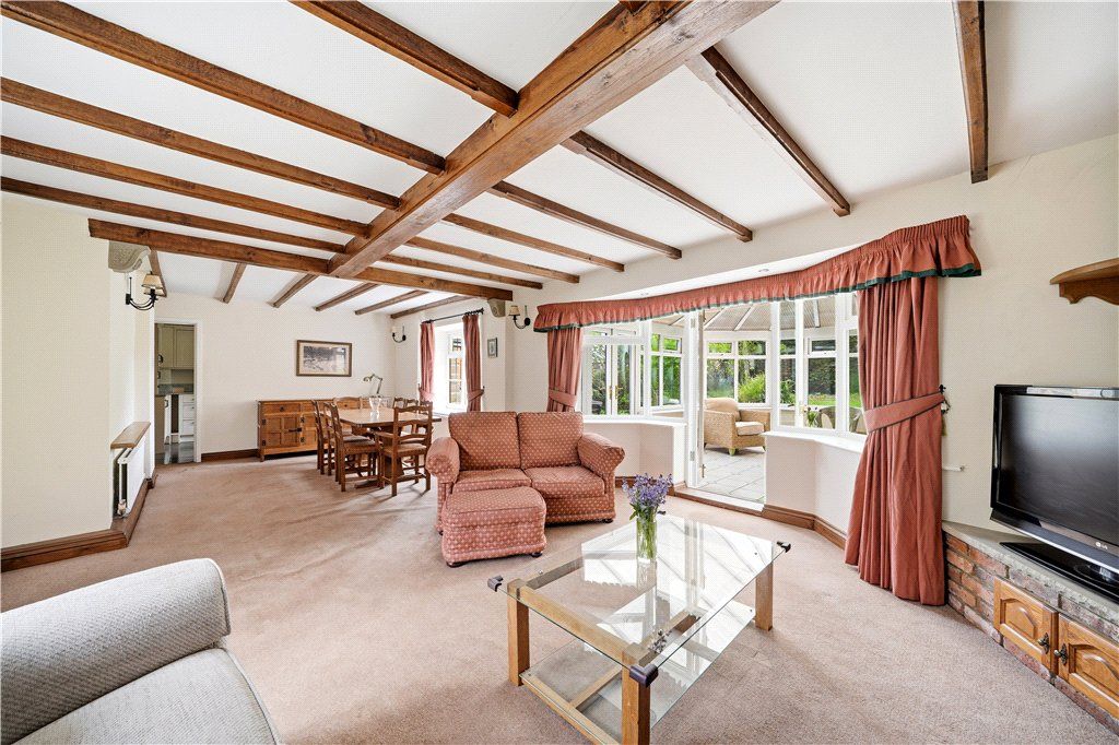 Property photo 3 of 16 Sitting/Dining Room