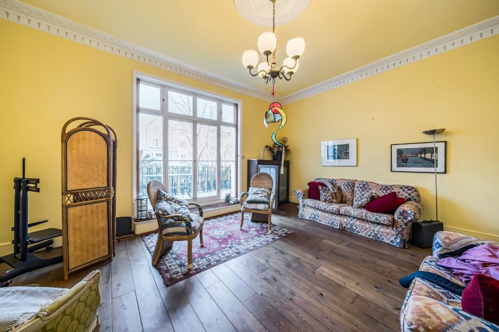 Property photo 3 of 18 Reception Room