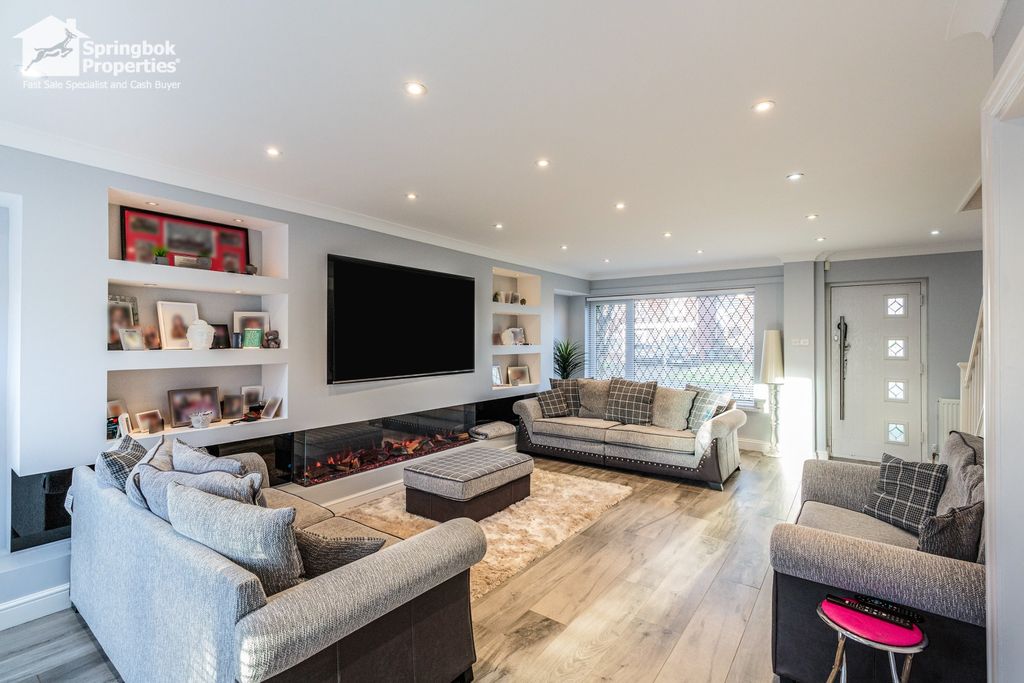 Property photo 2 of 16 Image 2