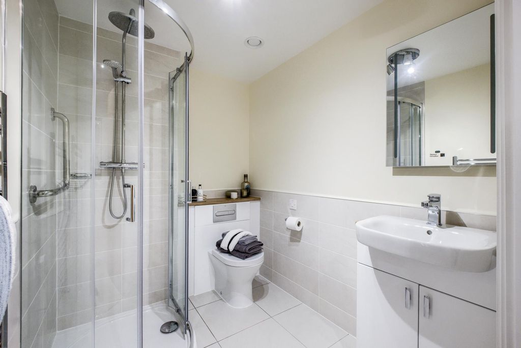 Property photo 3 of 10 Linden Place, Solihull - Shower Room