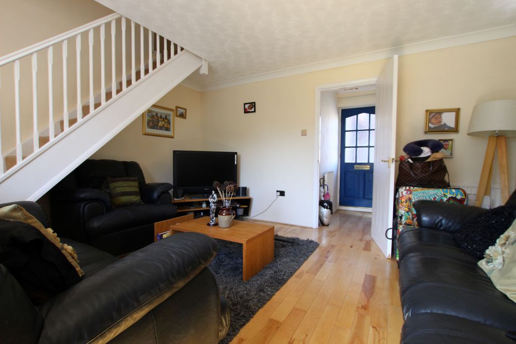 Property photo 2 of 7