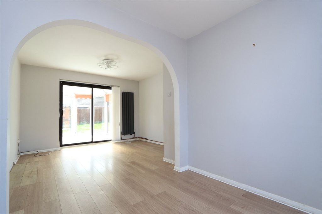 Property photo 3 of 16 Picture No. 22