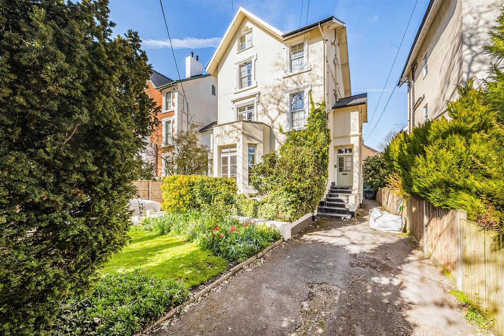 Property photo 1 of 14 1438947-17-69Ceacb4Eafa6.Jpg