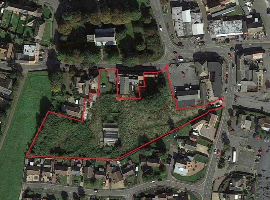 Property photo 2 of 17