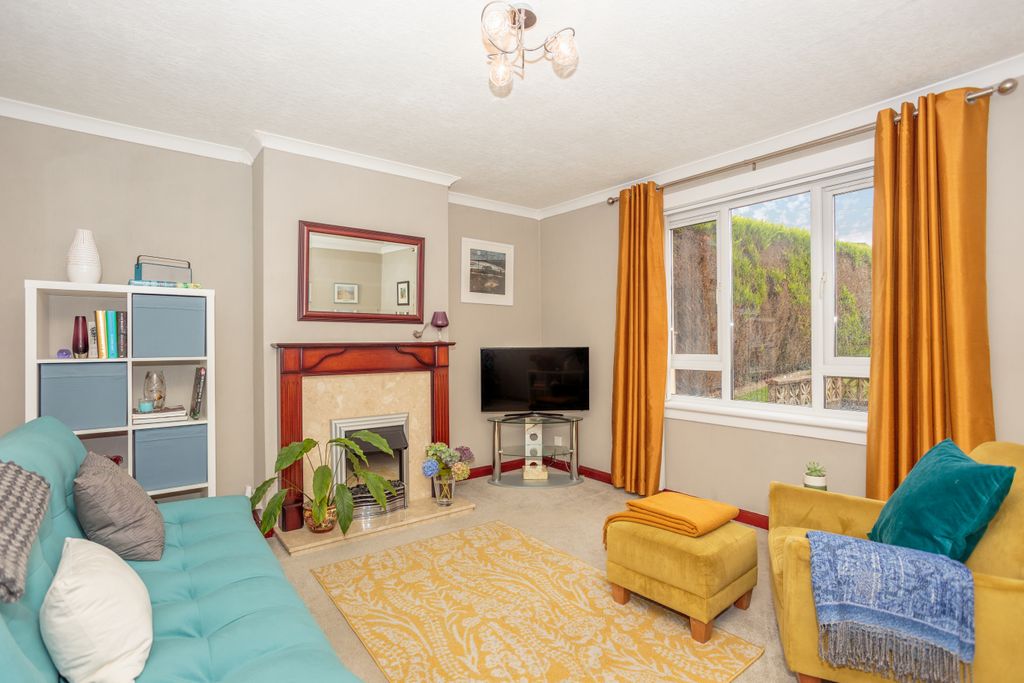 Property photo 3 of 30 Img_3075