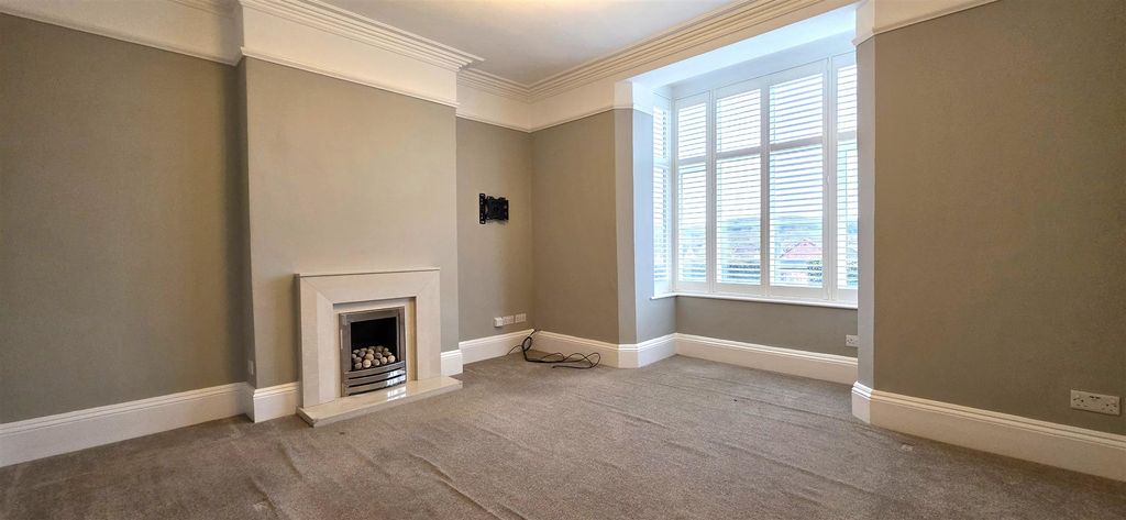 Property photo 2 of 14 20260227_163129.Jpg