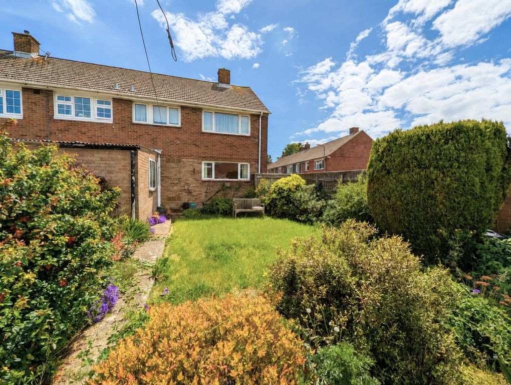 Property photo 3 of 16 Exxt