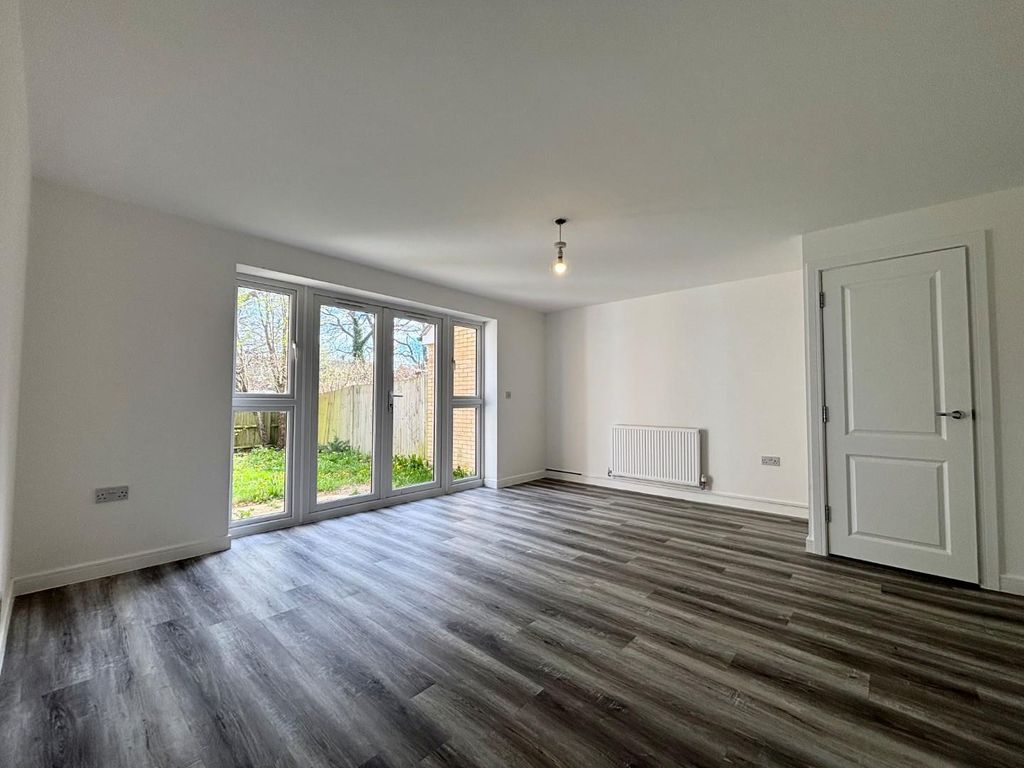 Property photo 3 of 12 Img_0898.Jpeg