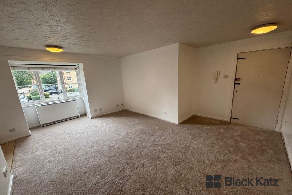Property photo 3 of 7